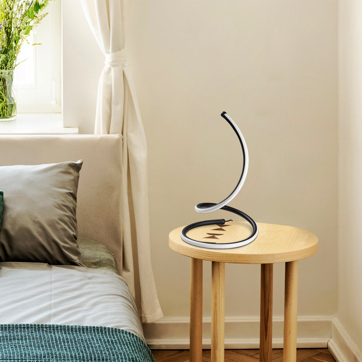 Bordlampe Sort Metal Nightstrike