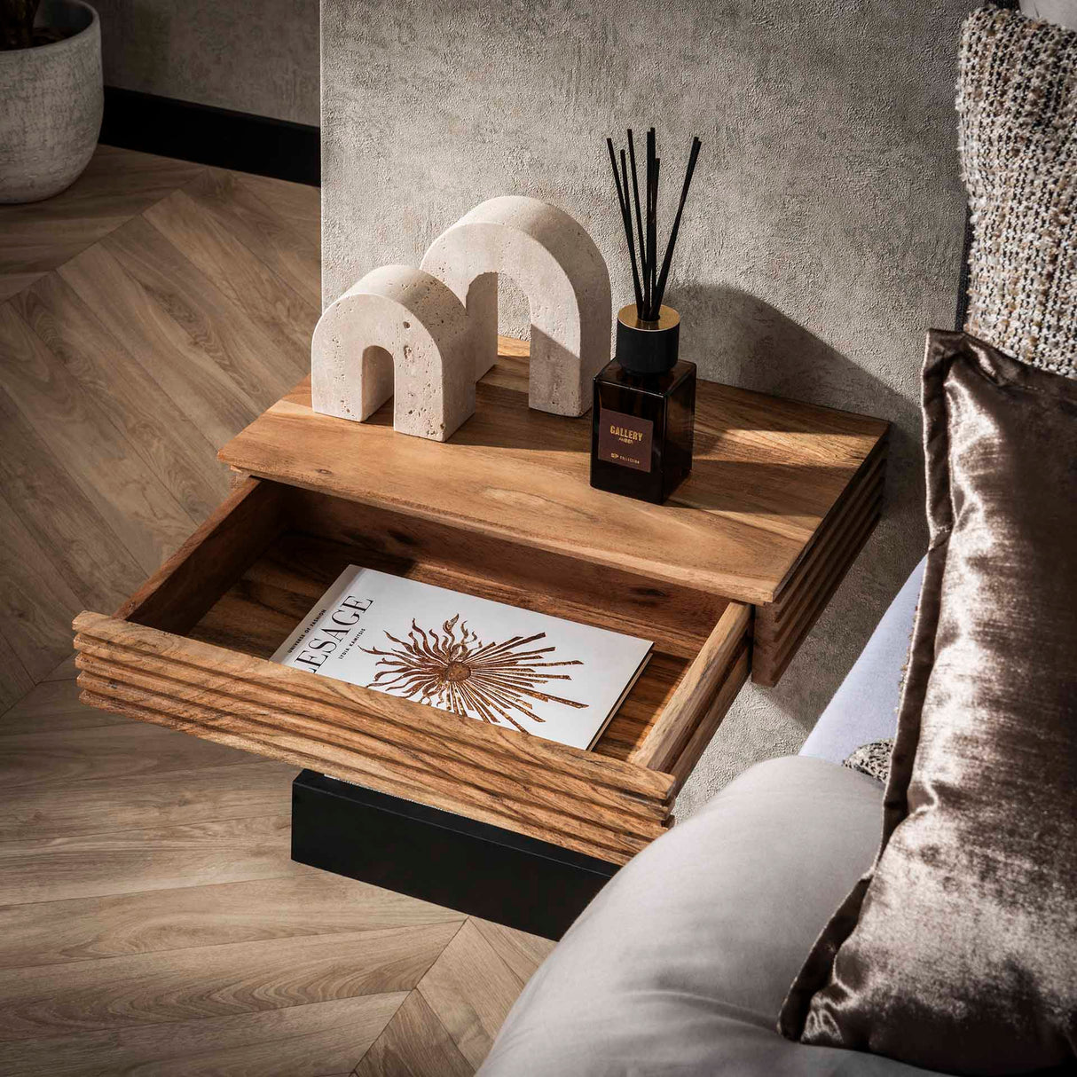 Nattbord Arlo Sæt med 2 – Massiv Akacie med Skuffer