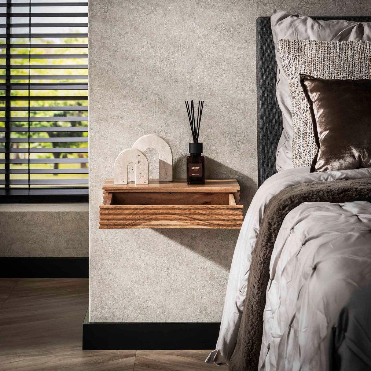 Nattbord Arlo Sæt med 2 – Massiv Akacie med Skuffer