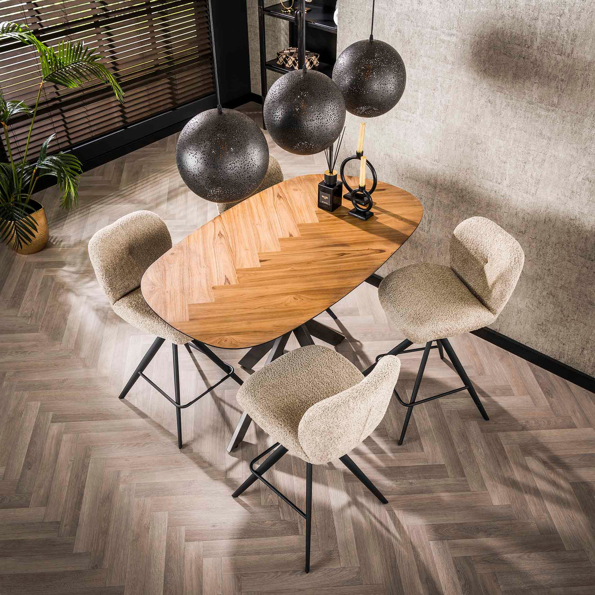 Armeta Bardisk organisk 140 cm Teak finer