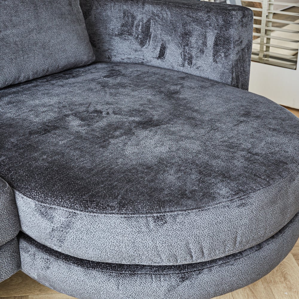 Sofa Bella Dimehouse Antracit LxBxH 138x98x55 Stof Atmosfærisk fotofarveprøve