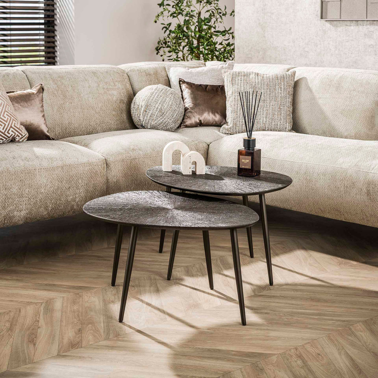 Stuebordssæt Juno Mørk Bronze Metal - Sæt med 2