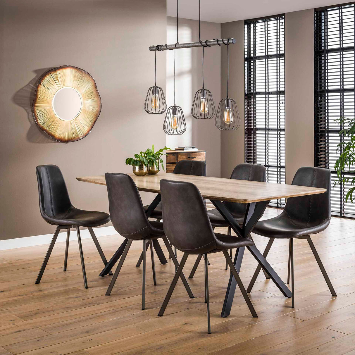 Sæt med 4 spisestole Siena Saddle PU sort