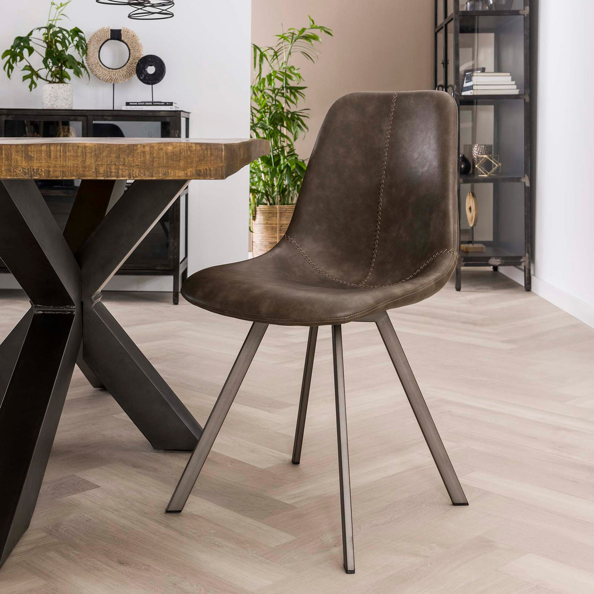 Spisebordsstol Taupe Siena Saddle PU Kunstlæder