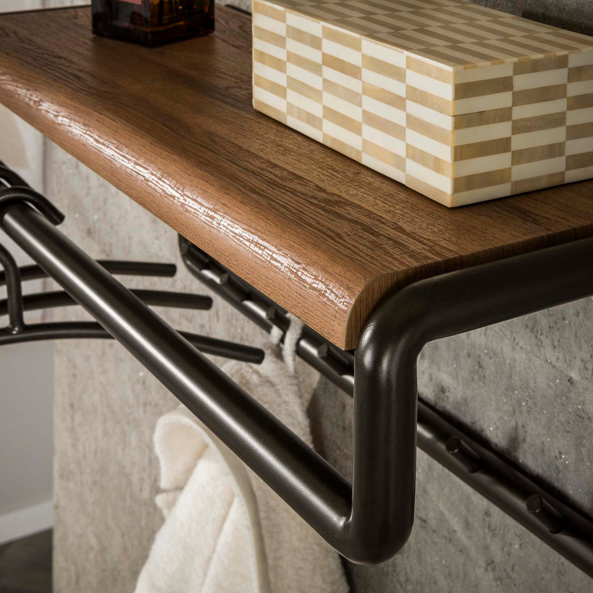 Kapstok Arlo stang og huehylde 8 kroge Drift brun