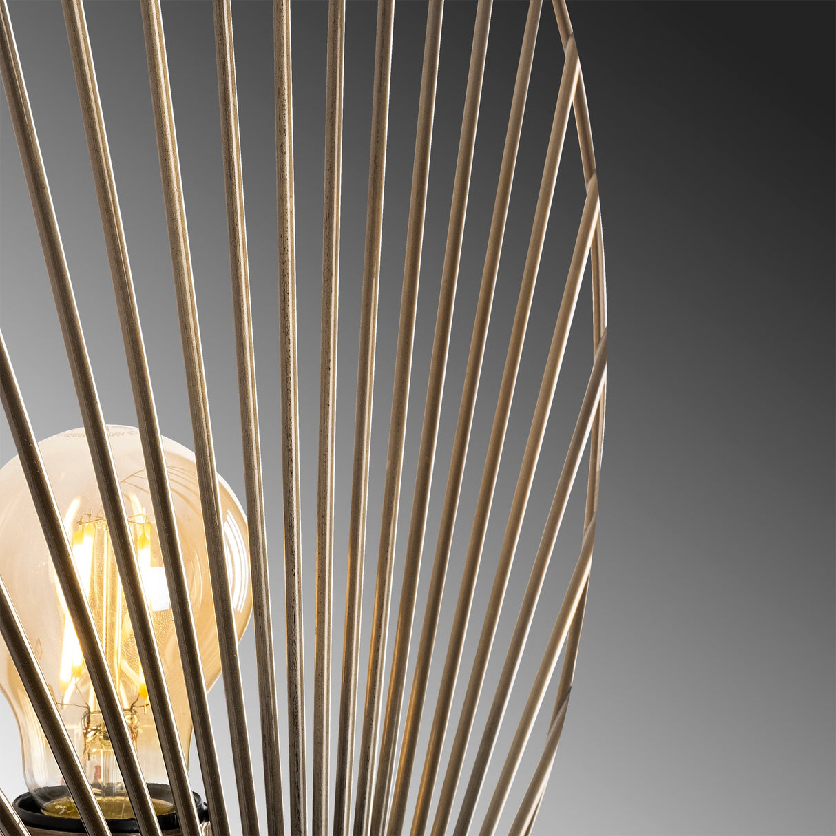 Væglampe i bronsefarget metal Arbor