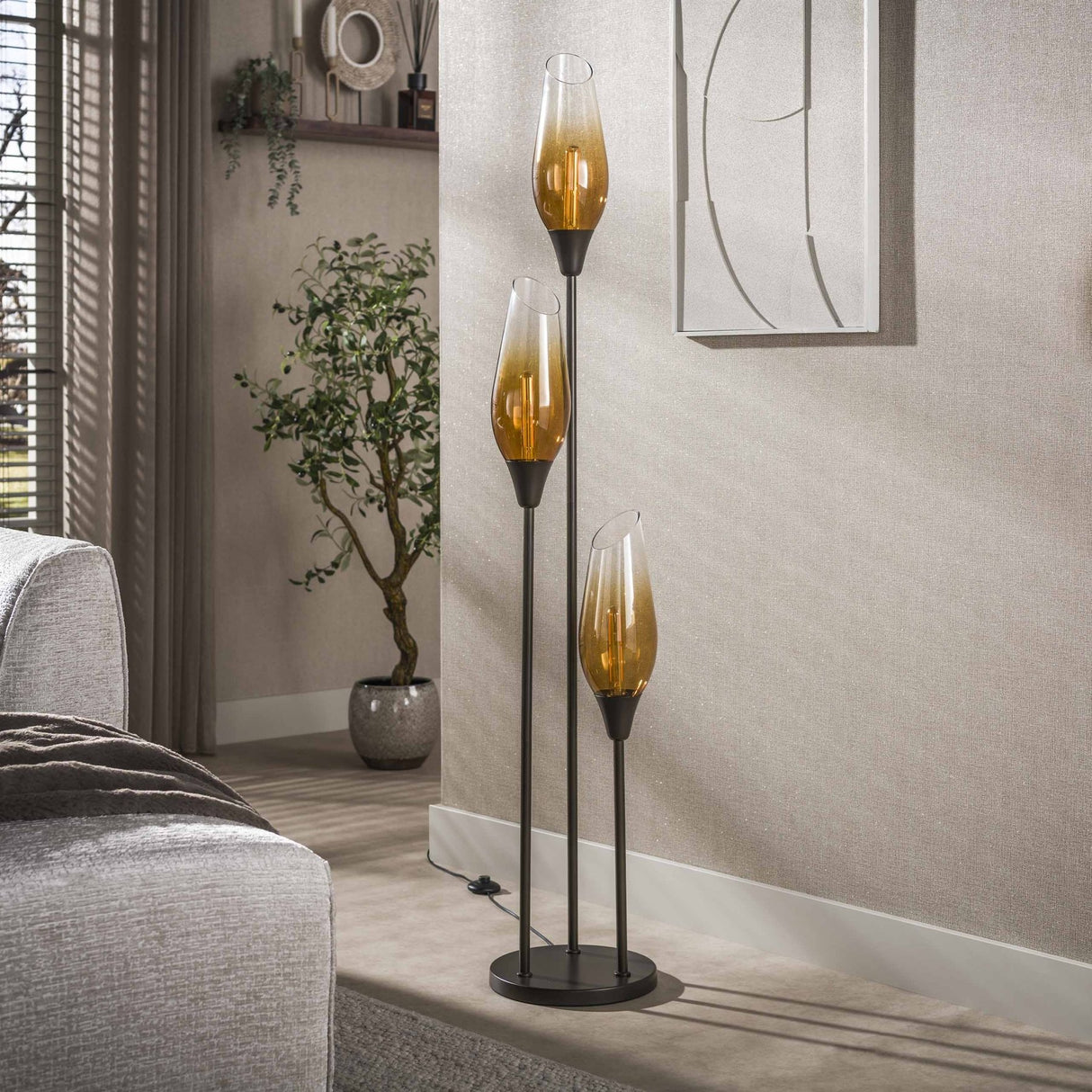 Gulvlampe cocoon i sienna brun