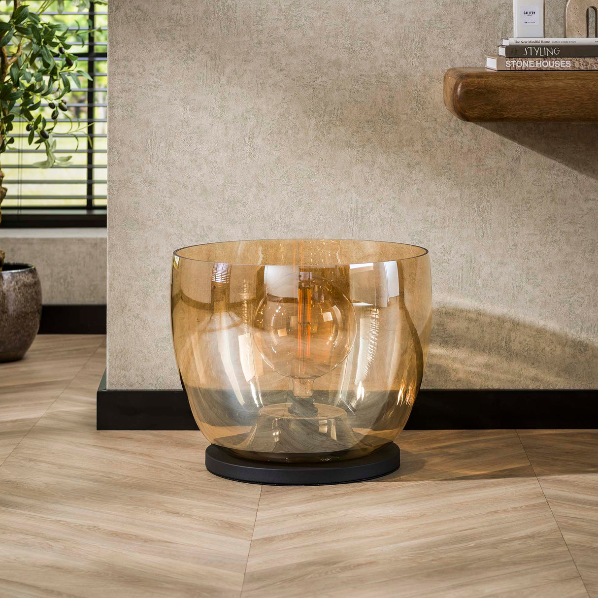 Gulvlampe Dain UP XXL Amberfarvet glas