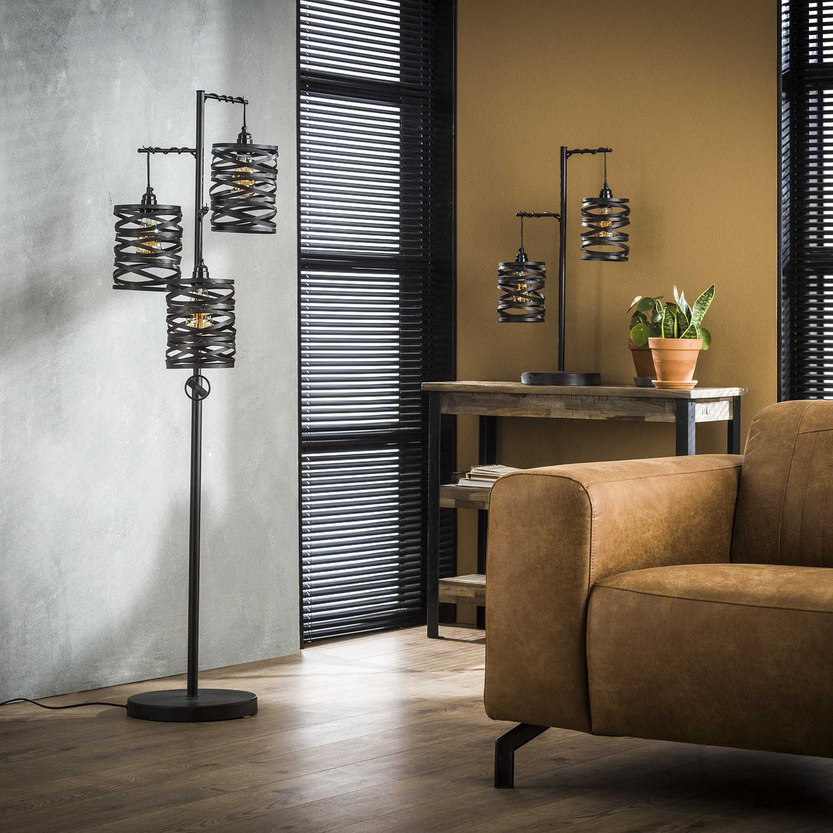 Industriel gulvlampe Spin Metal 3-Lys Skifergrå