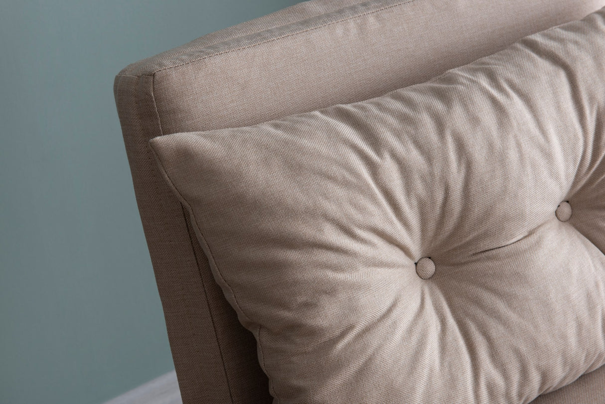 Skandinavisk sovelænestol Taupe stof linned look Sando