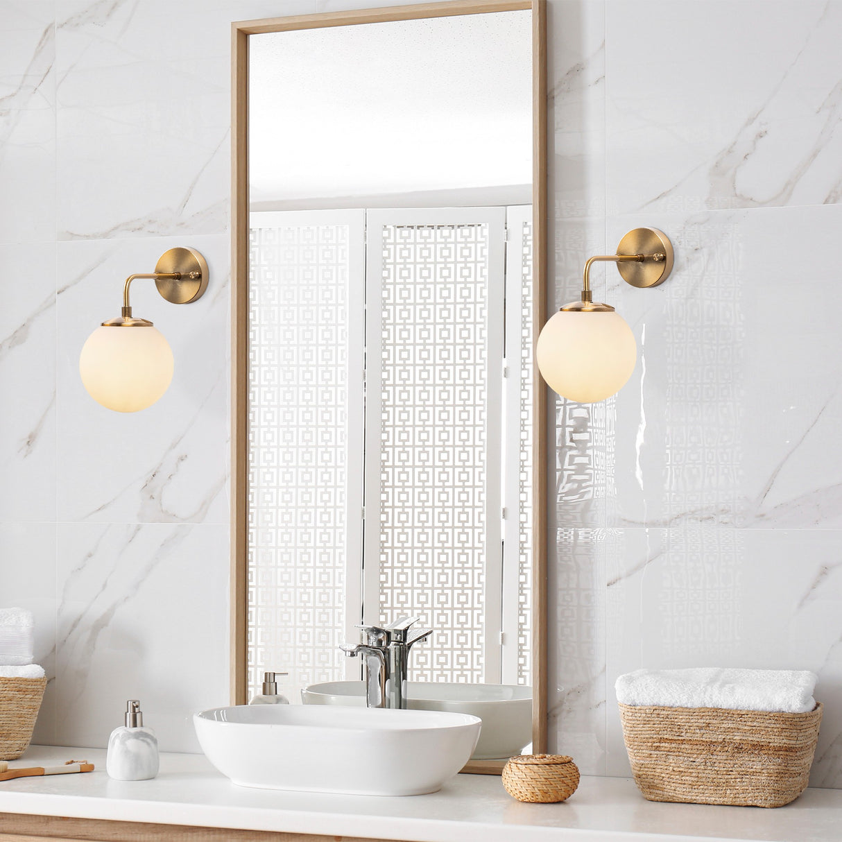 Væglampe i bronsefarget glas Brim