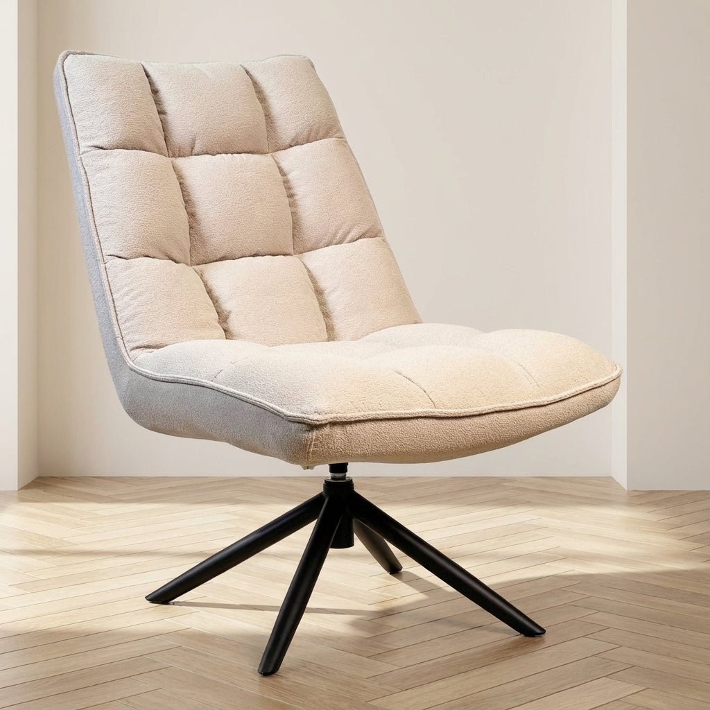 Drejelig lænestol Yuki Beige Bouclé 360° drejeligt stemningsbillede i et moderne interiør