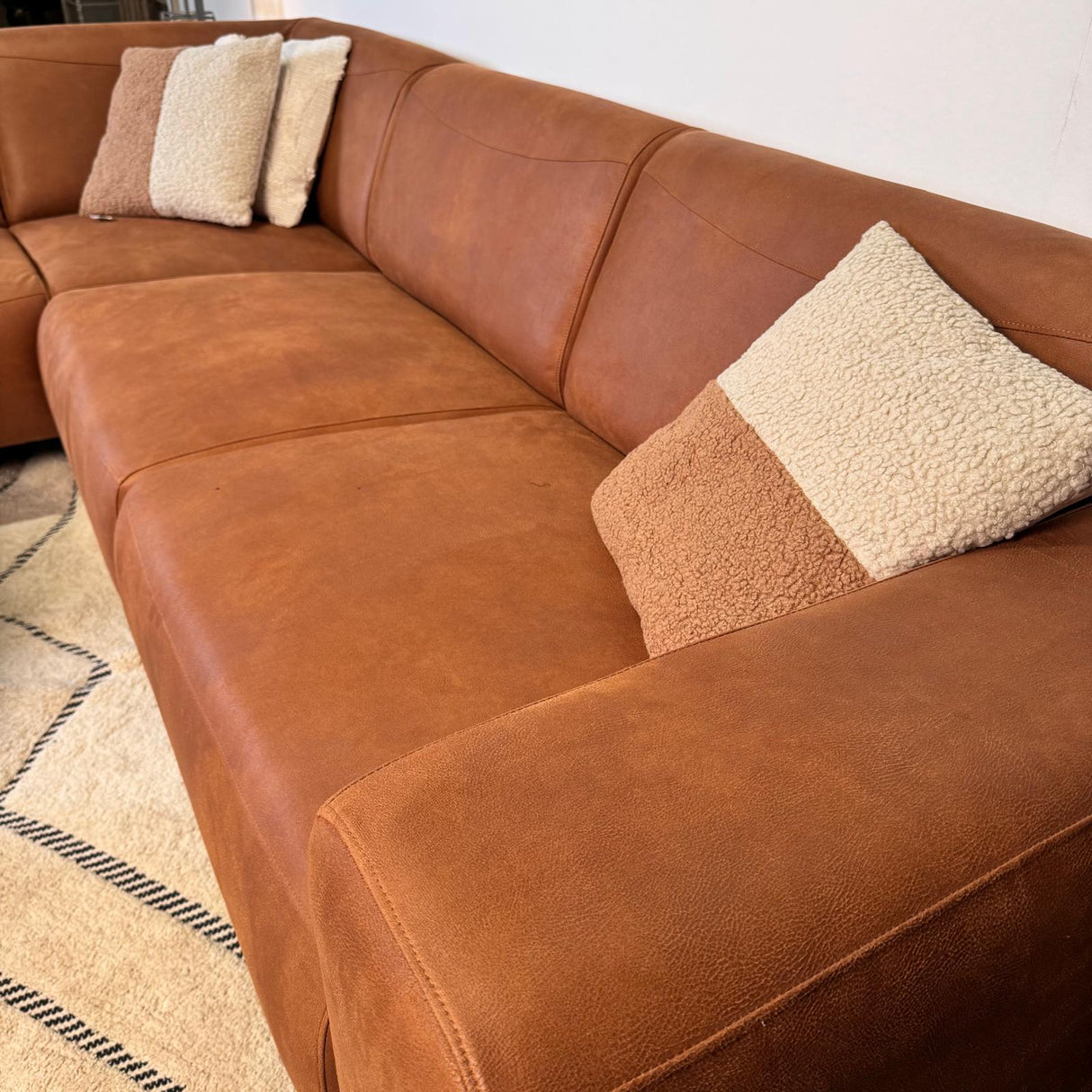 Hjørnesofa cognac robust eco-læder Barin - højre