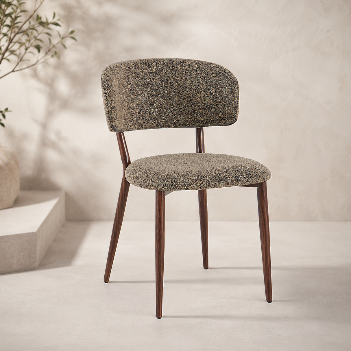 Japandi spisestuestol Yura Beige - Walnut Look Stel