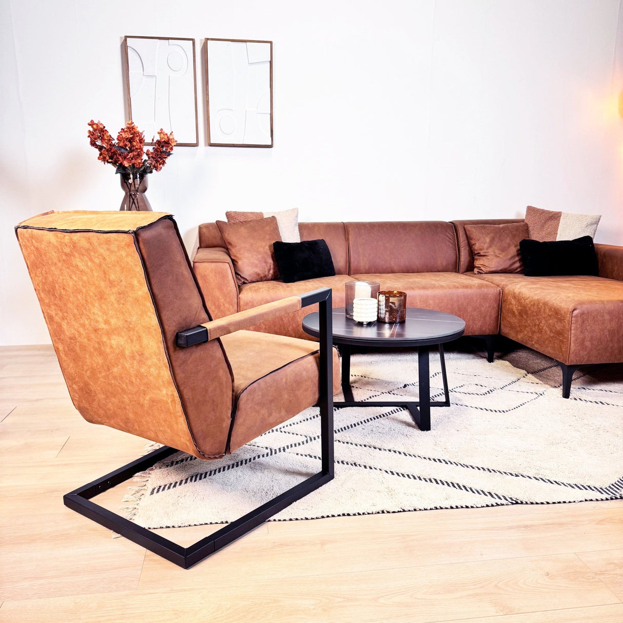 Fauteuils - Industriële fauteuil cognac eco - leer Tiger - Dimehouse