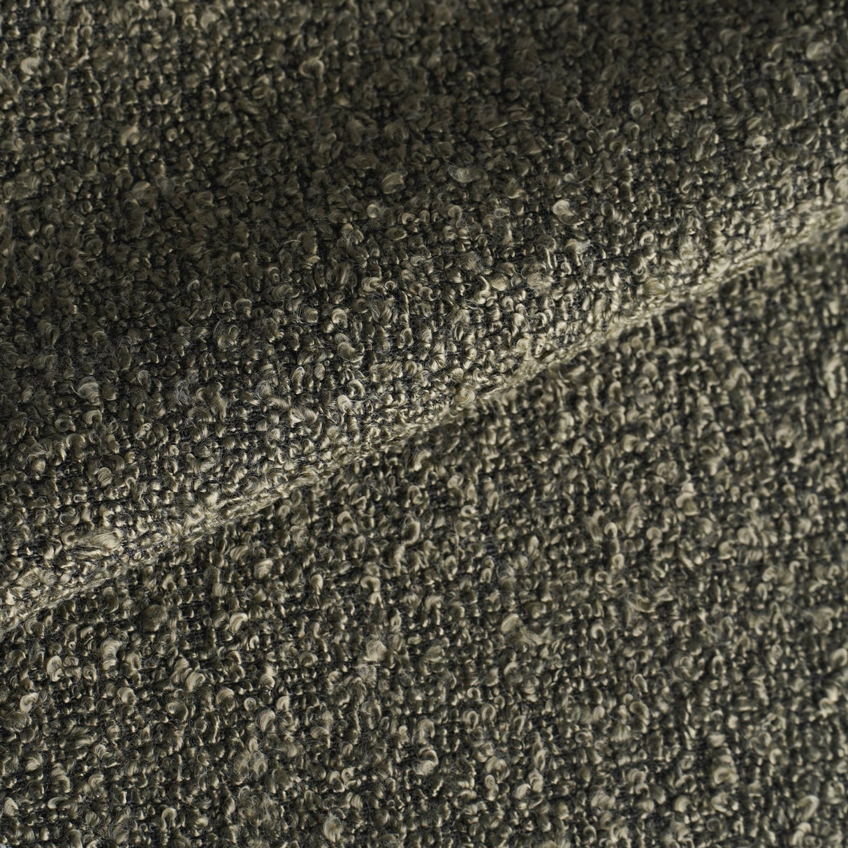 Moderne Spisestol Grøn Bouclé Stof Sway - Krom Ramme - Uden Armlæn