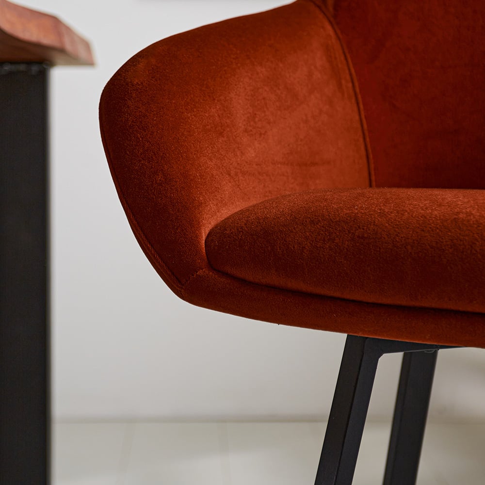 Barstol Elise Velvet Dimehouse Rust LxBxH 95x59x57 Velvet Atmosfærisk fotodetalje