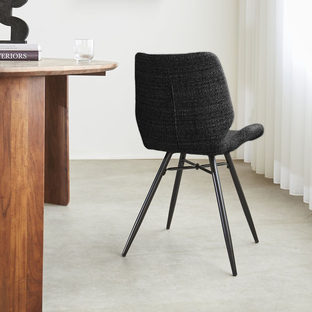 Spisestuestol Beau chenille Dimehouse Antracit LxBxH 72x68x50 Stof Atmosfærisk foto diagonalt set bagfra