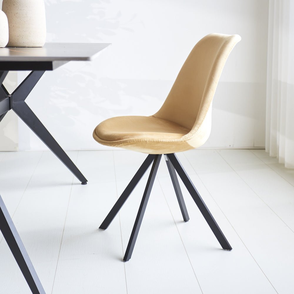 Spisestuestol Jace Dimehouse Beige LxBxH 70x58x53 Stof Atmosfærisk foto fra siden