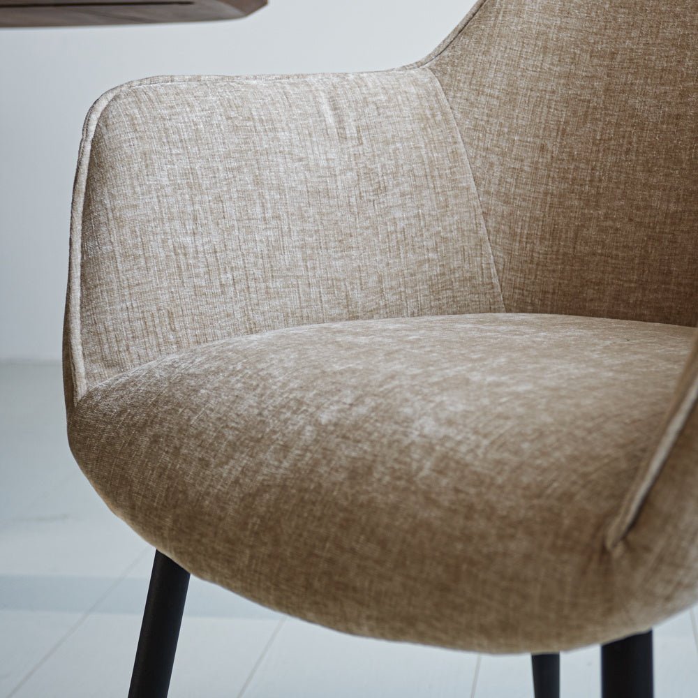 Spisestuestol Sev Dimehouse Beige LxBxH 68x62x61 Stof Atmosfære foto anderledes