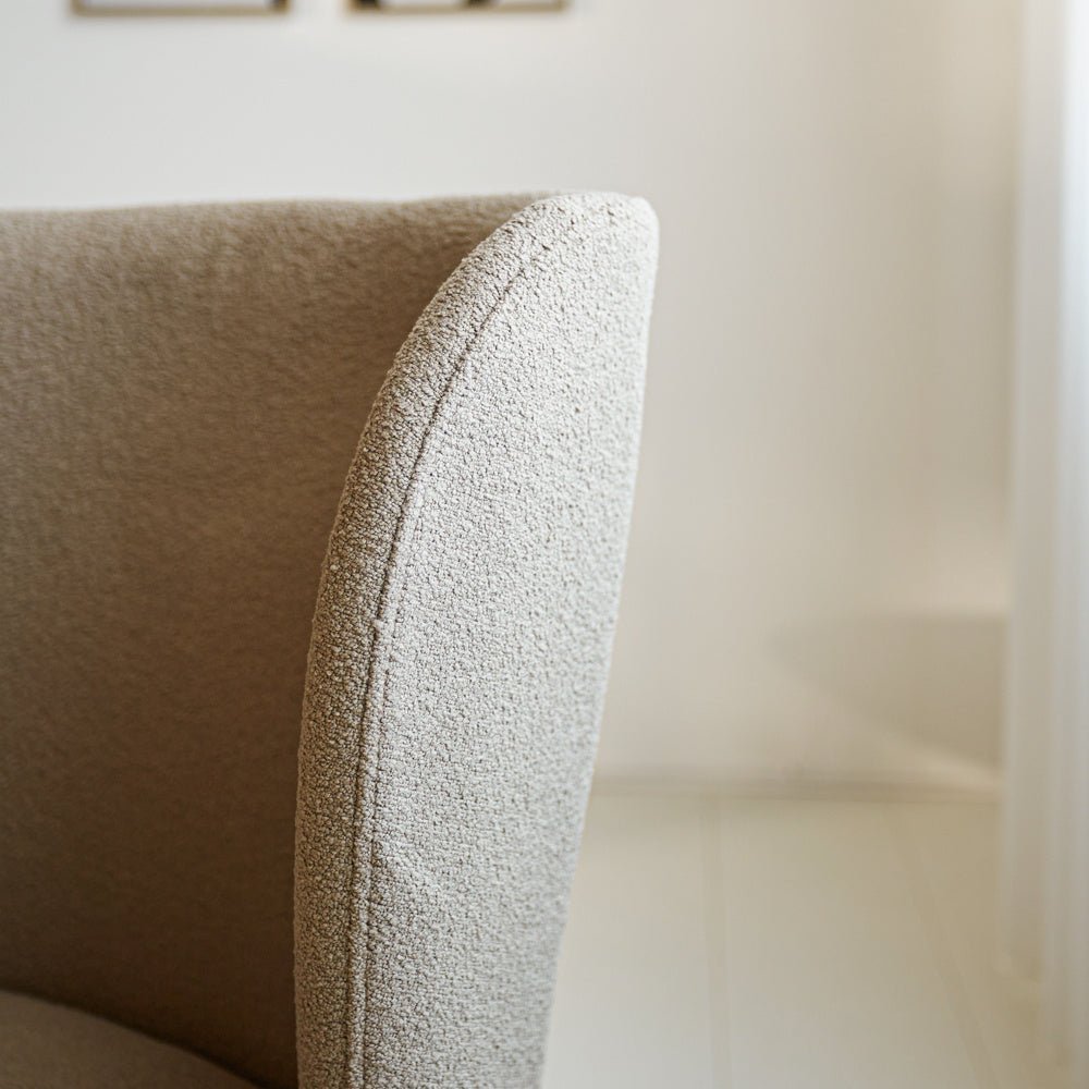 Spisestuestol Tess Dimehouse Taupe LxBxH 65x62x56 Stof Atmosfære foto anderledes