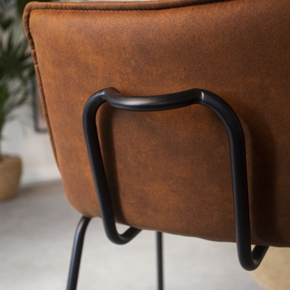 Barstol Jelle Dimehouse Cognac LxBxH 63x56x49 Mikrofiber Atmosfærisk fotodetalje