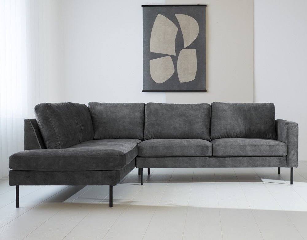Sofa Gaya DeGeBe Antracitstof Atmosfærisk foto set forfra