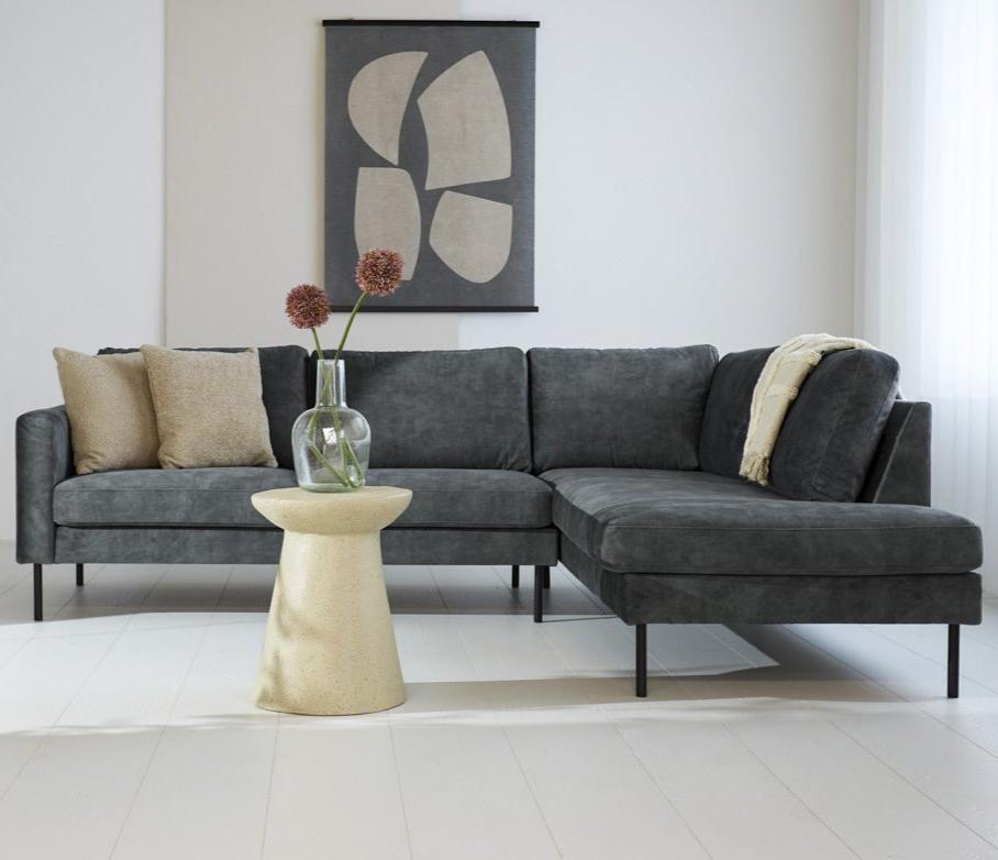 Sofa Gaya DeGeNe antracitstof Atmosfærisk foto set forfra