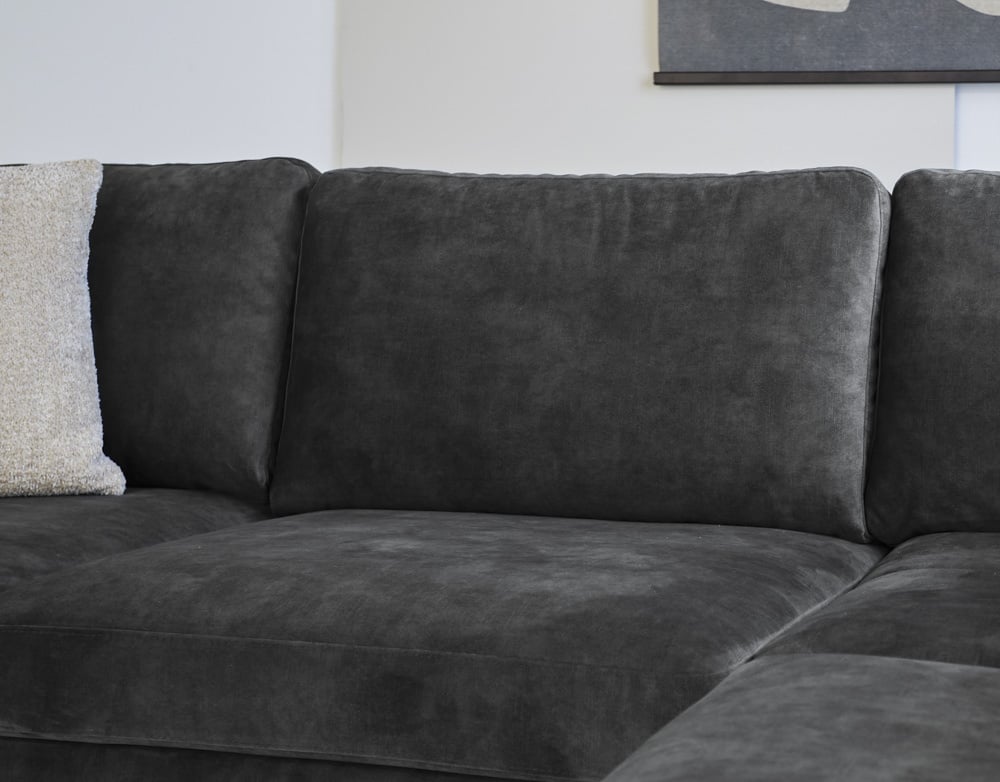 Sofa Gaya DeGeNe antracitstof Atmosfærisk fotodetalje