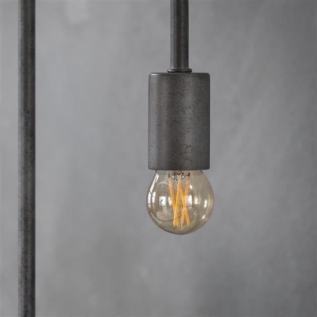 Lyskilde LED-glødetråd Kugle Ø4,5 DH Interiør Ravfarvet glas LxBxH 8x5x5 Ravfarvet glas Atmosfærisk foto diagonalt set forfra