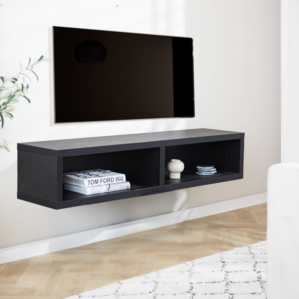 TV Møbler Bernie Sort Dimehouse Sort LxBxH 146x36x31 Melamin Atmosfærisk foto diagonalt set forfra