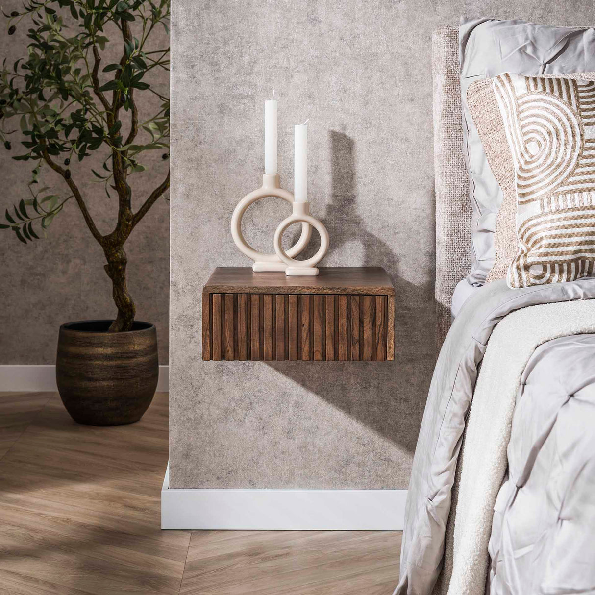 Flydende natbord af acacietræ driftbrun – 1 skuffe 