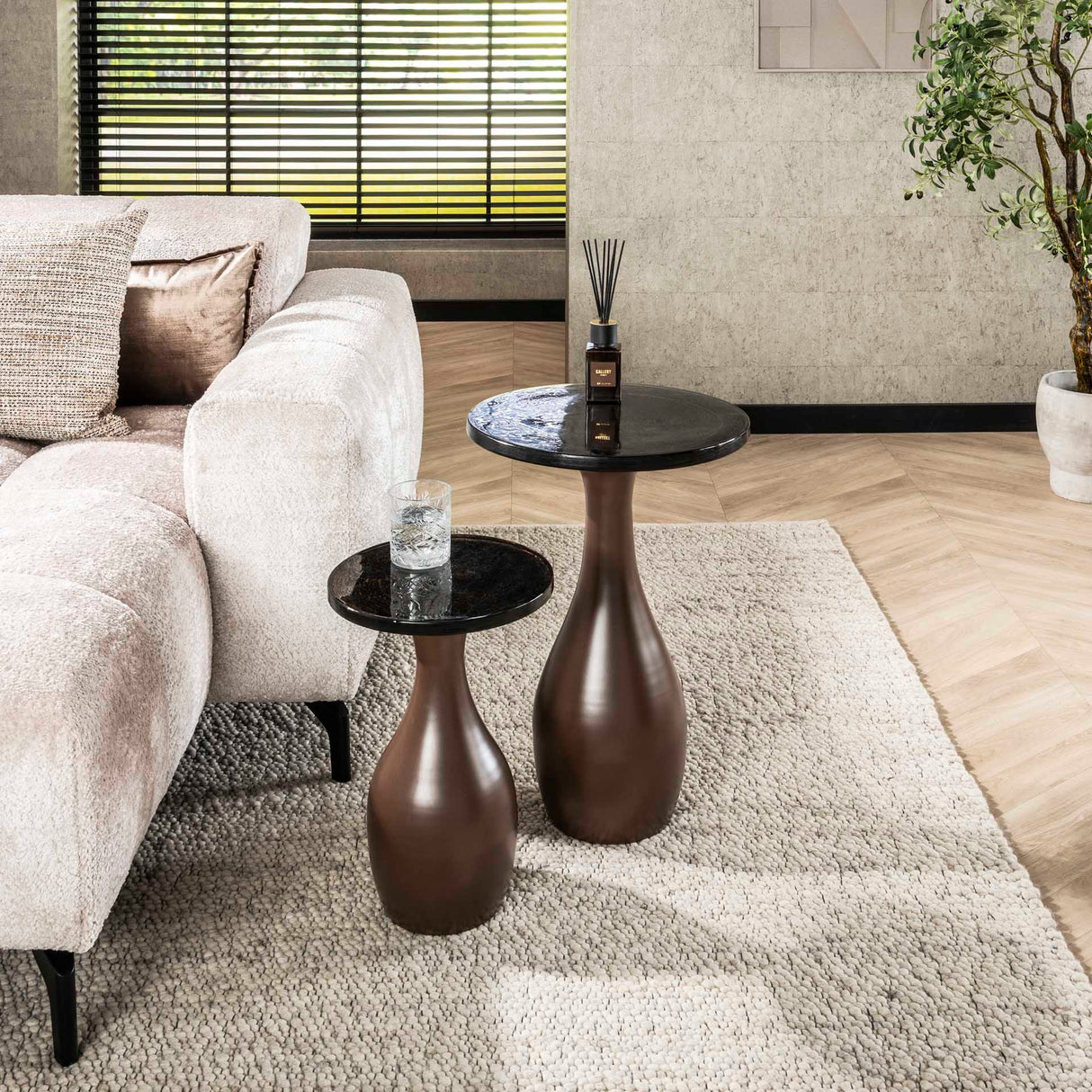 Sidebord Vesta dråbeform - Antik kobber - 30x30x45 cm 