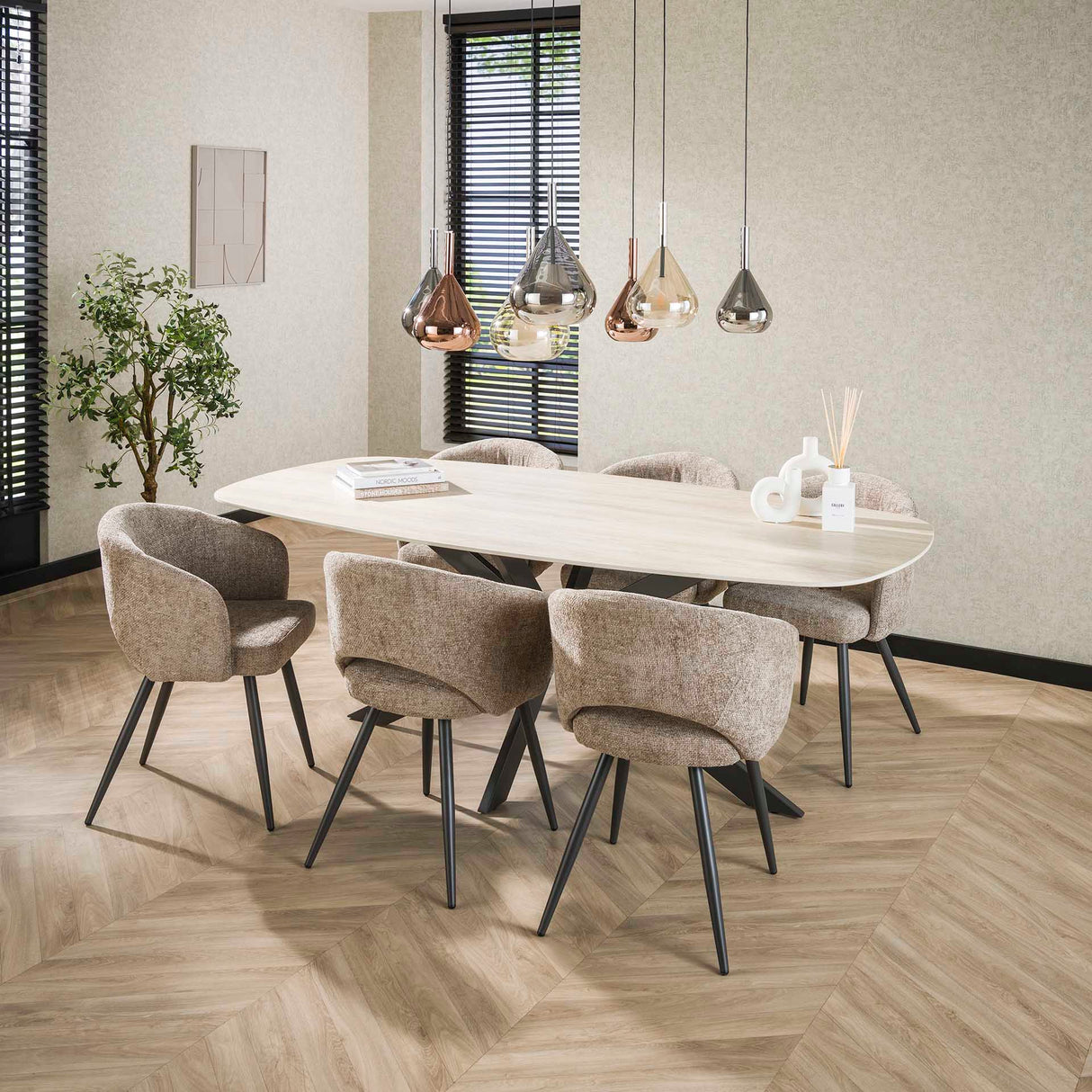 Aureo Ovalt Bord 180 cm Travertin Keramik 