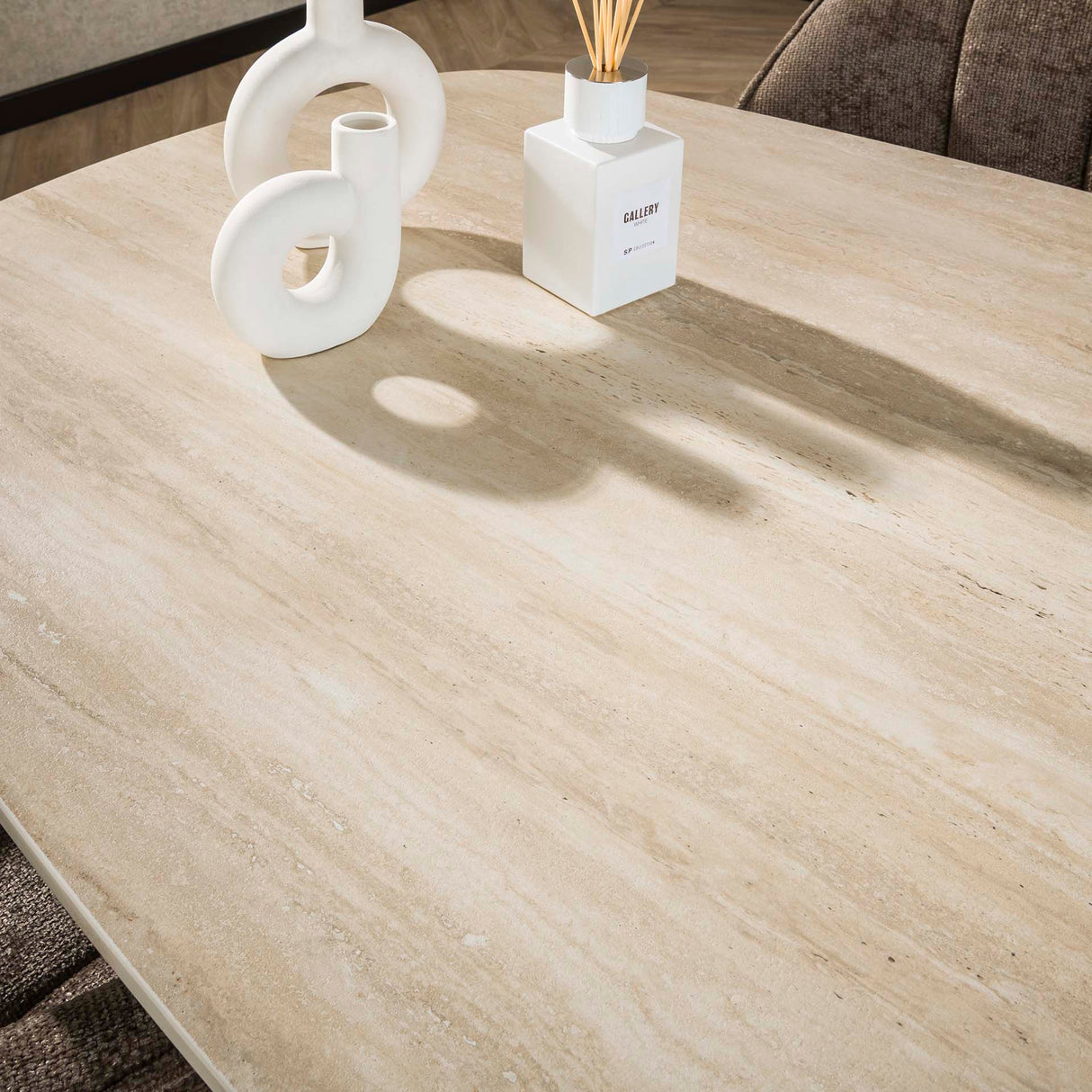 Valente Ovalt 215 Travertin 3D Keramik Spisebord 