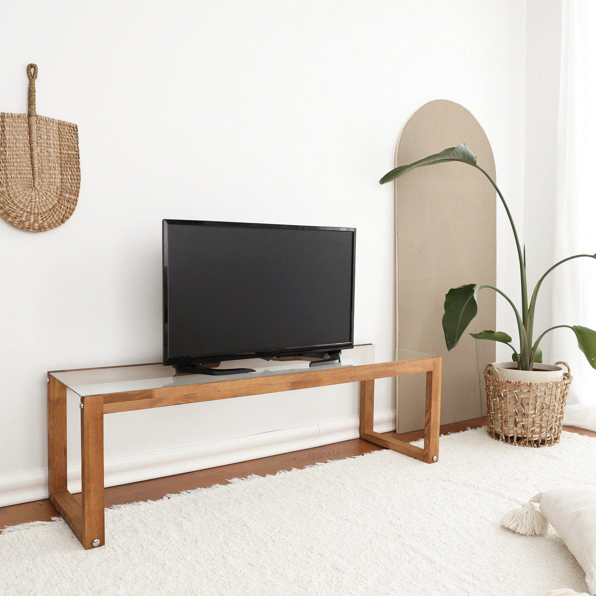 TV Meubels - TV Meubel Via Naturel Hout Dennenhout 130x40x40 cm - Dimehouse