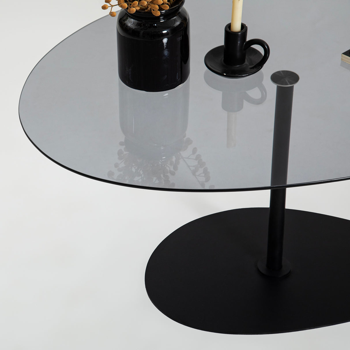 Organisk Design Sofabord Tonet Glas Torpo - Sort Metalramme 