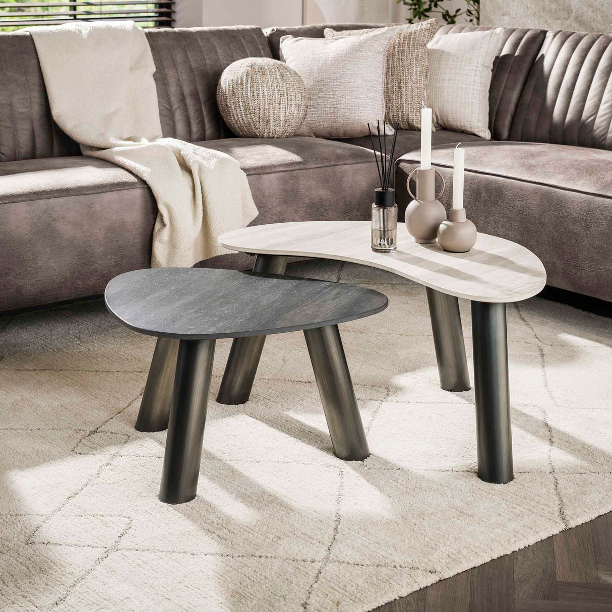 Dune sofabord sæt organisk Keramik travertin sæt af 2 