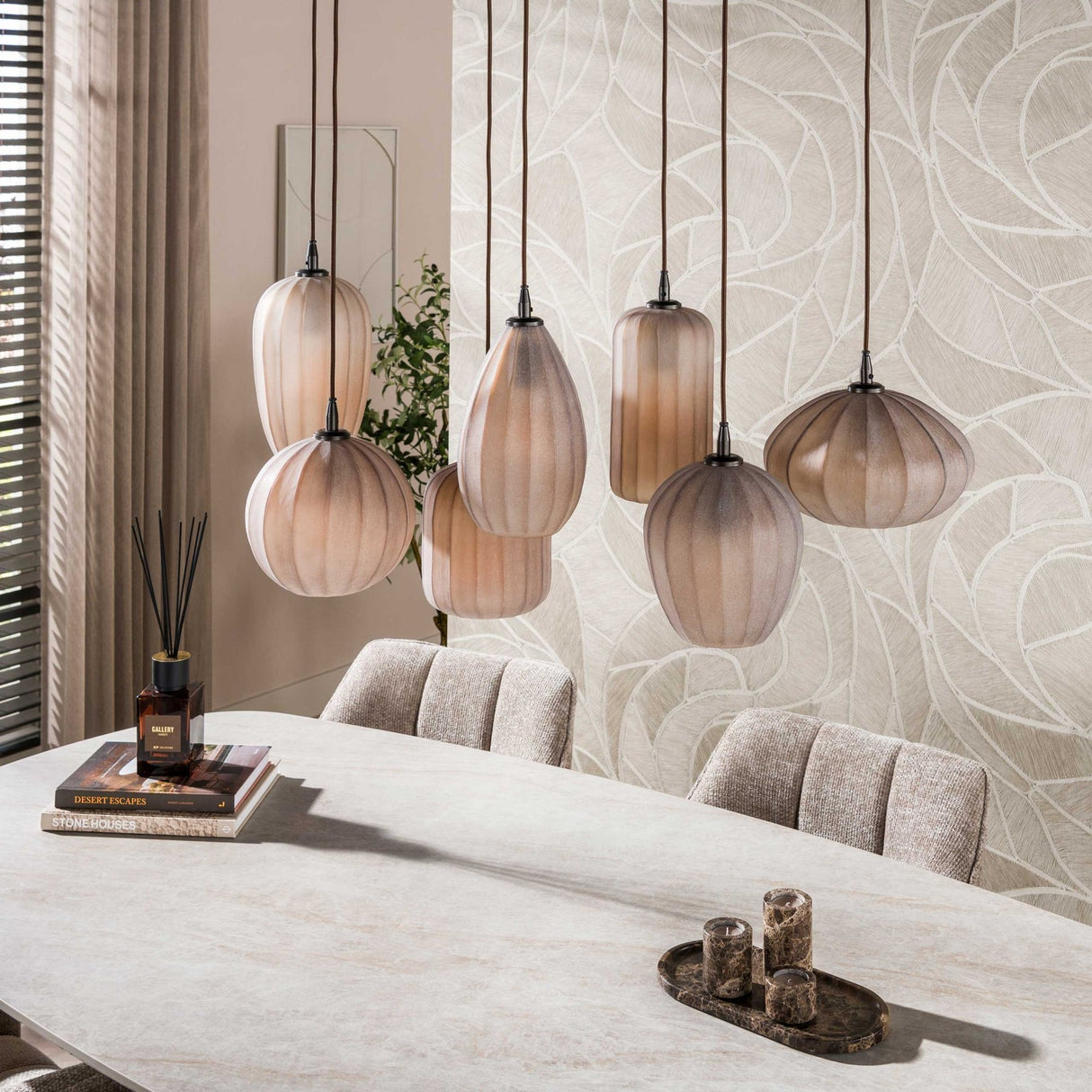 Hanglampen - Hanglamp 7 - lichts bruin frosted glas Arda - Dimehouse