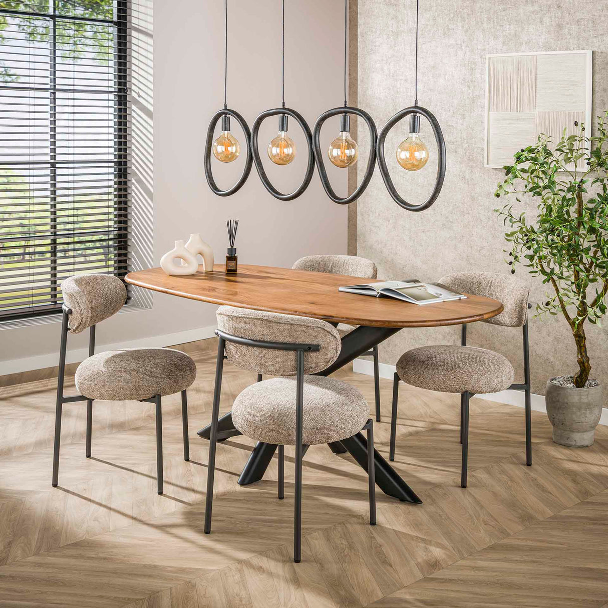 Hængelampe Nova 4-lys Sort Metal 140 cm 