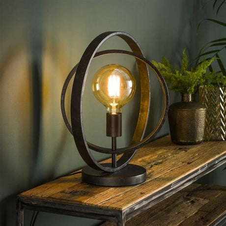 Bordlampe Otan DH Interiør Charcoal LxBxH 48x46x25 Metal Atmosfærisk foto diagonalt set forfra