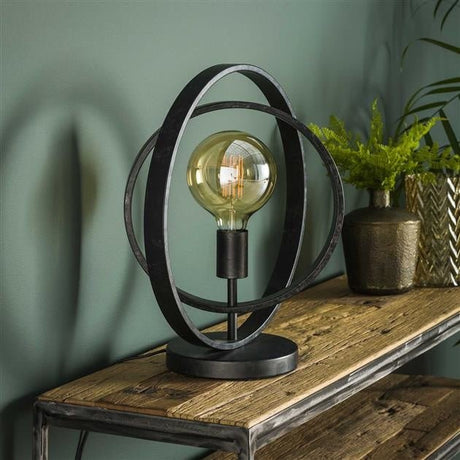Bordlampe Otan DH Interiør Charcoal LxBxH 48x46x25 Metal Atmosfærisk foto diagonalt set forfra
