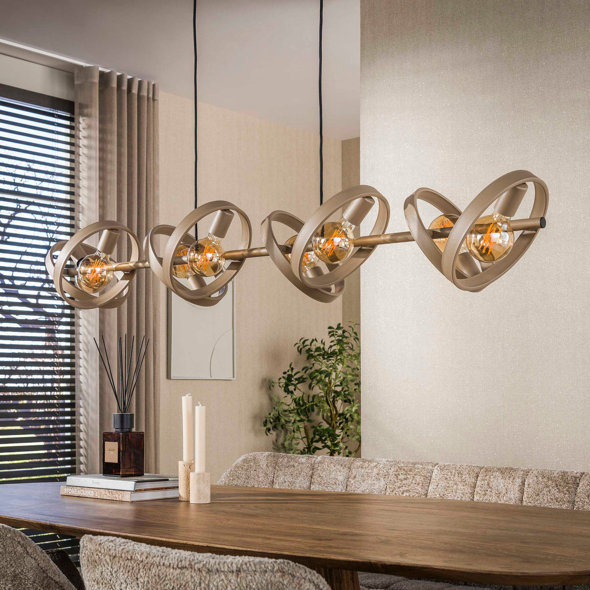 Hanglampen - Hanglamp 8 - lichts beige metaal rond Otan - Dimehouse