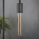 Lyskilde LED glødetrådsrør 18,5 cm DH Interiør Ravfarvet glas LxBxH 19x6x6 Ravfarvet glas Atmosfærisk foto diagonalt set forfra