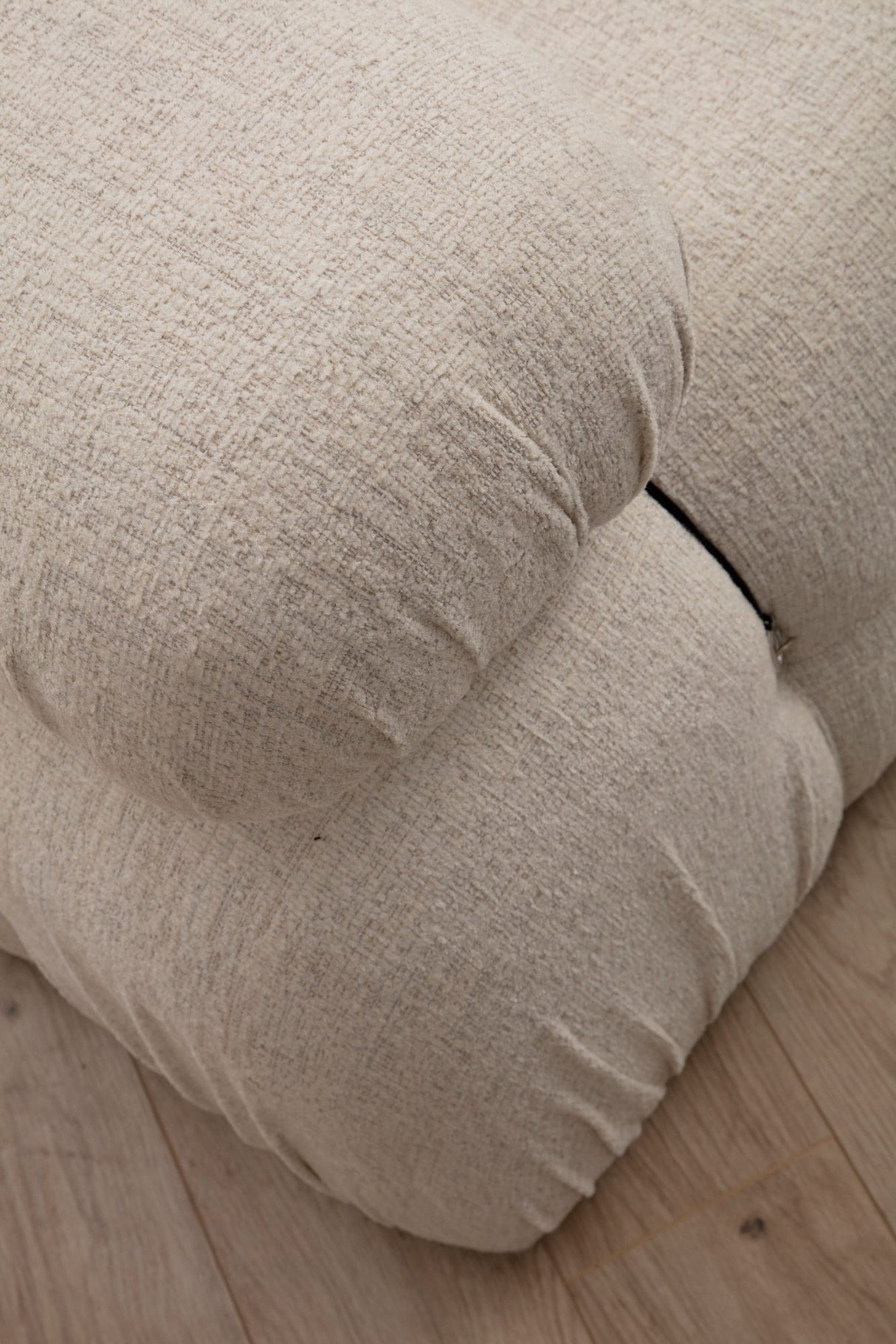 Banken - Modulaire XXL hoekbank Bubble met hocker - crème - Dimehouse