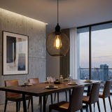 Birch - 16400 - 2 - En sort metalhætte