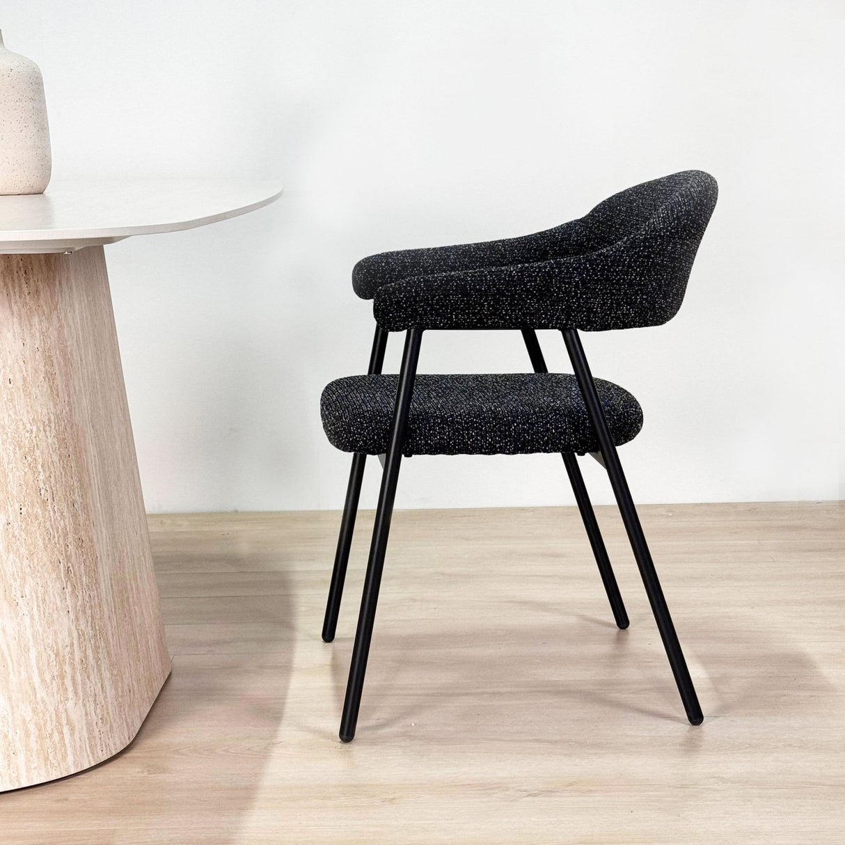 Spisestuestol Sæt af 4 Bouclé Beige Lisa - Sort Ramme 