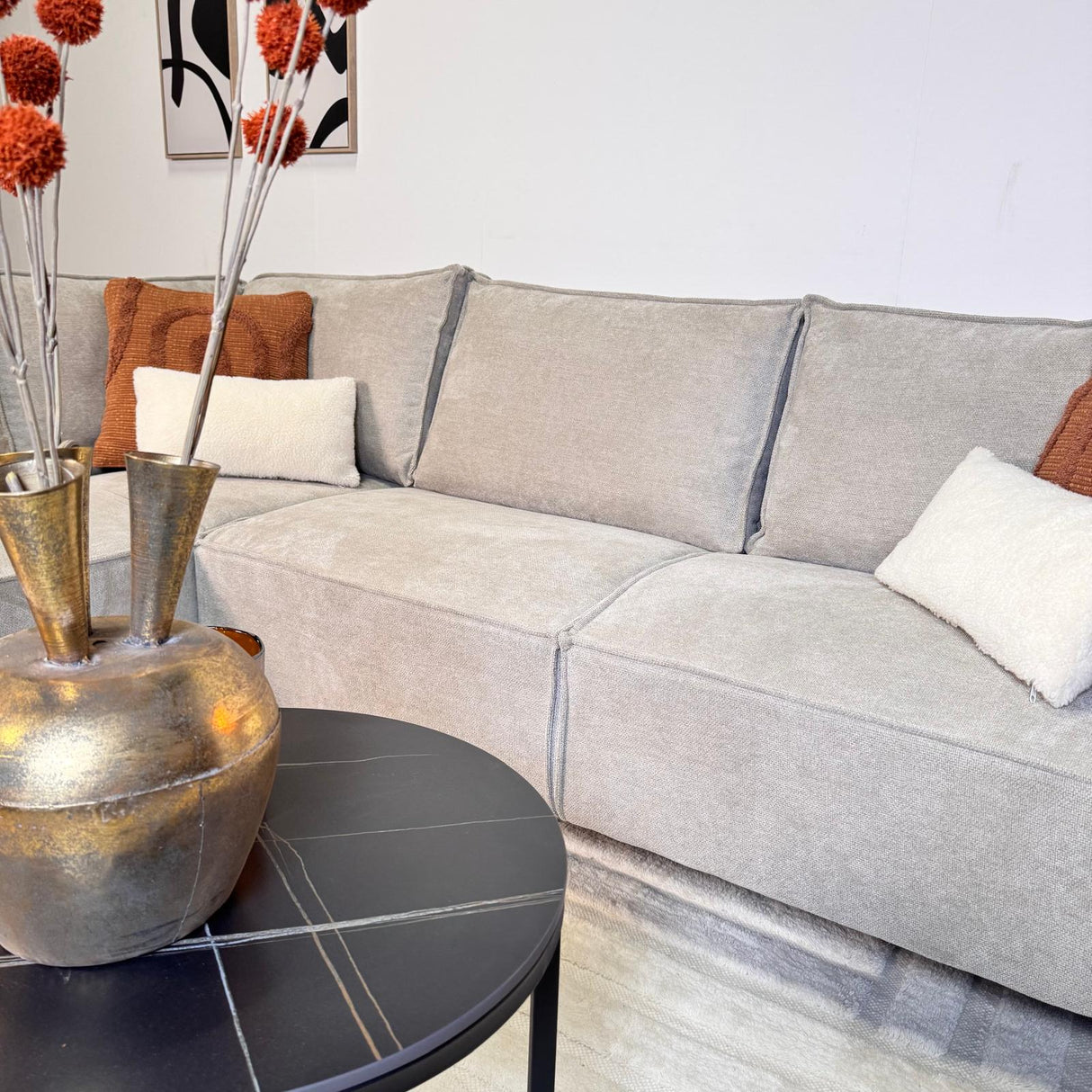 Hjørnesofa Yara med chaiselong chenille beige -venstre 
