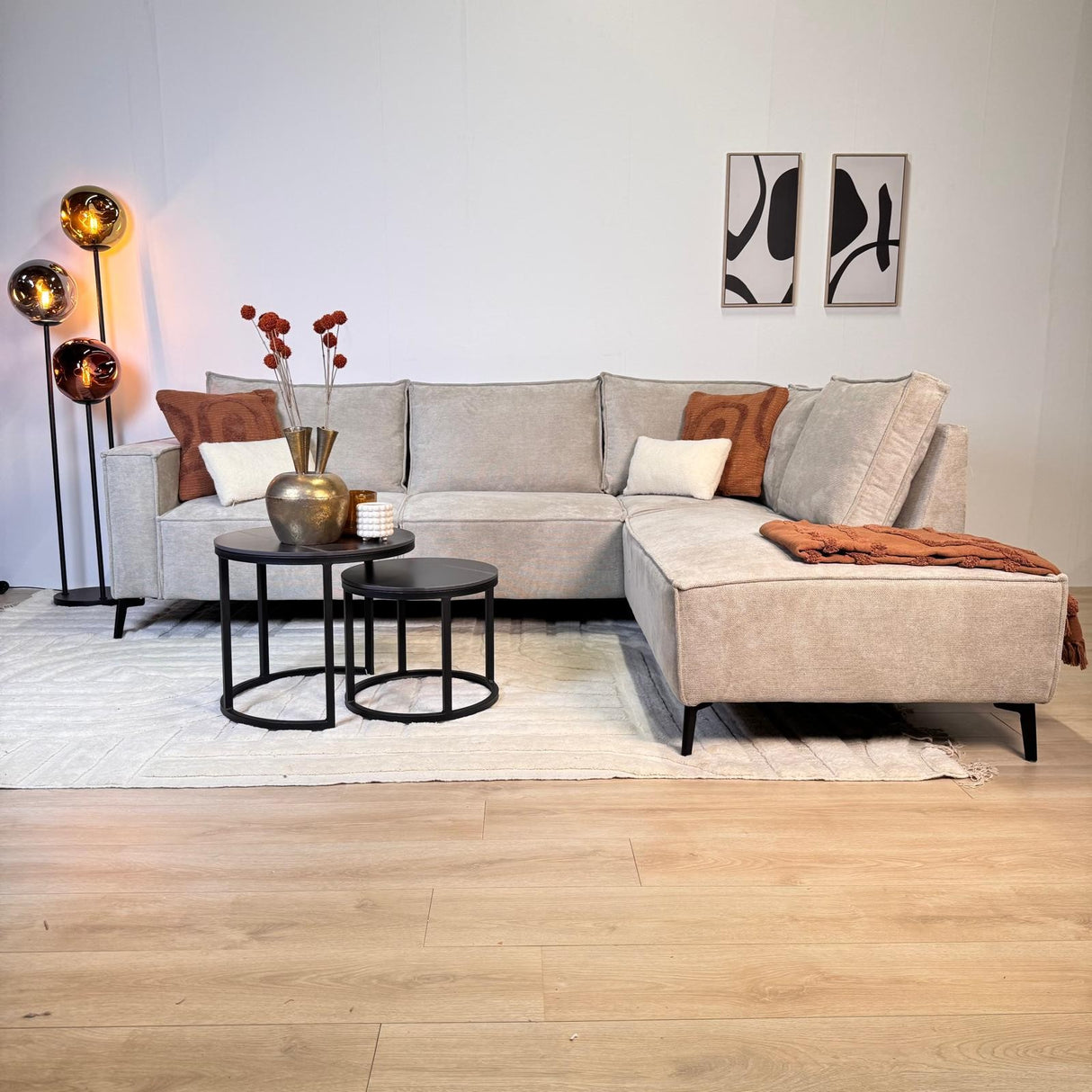 Hjørnesofa Yara med chaiselong chenille beige - højre 