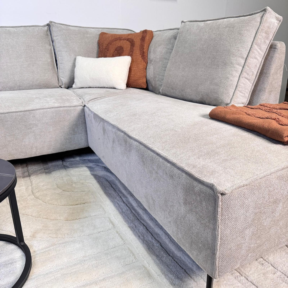 Hjørnesofa Yara med chaiselong chenille beige - højre 